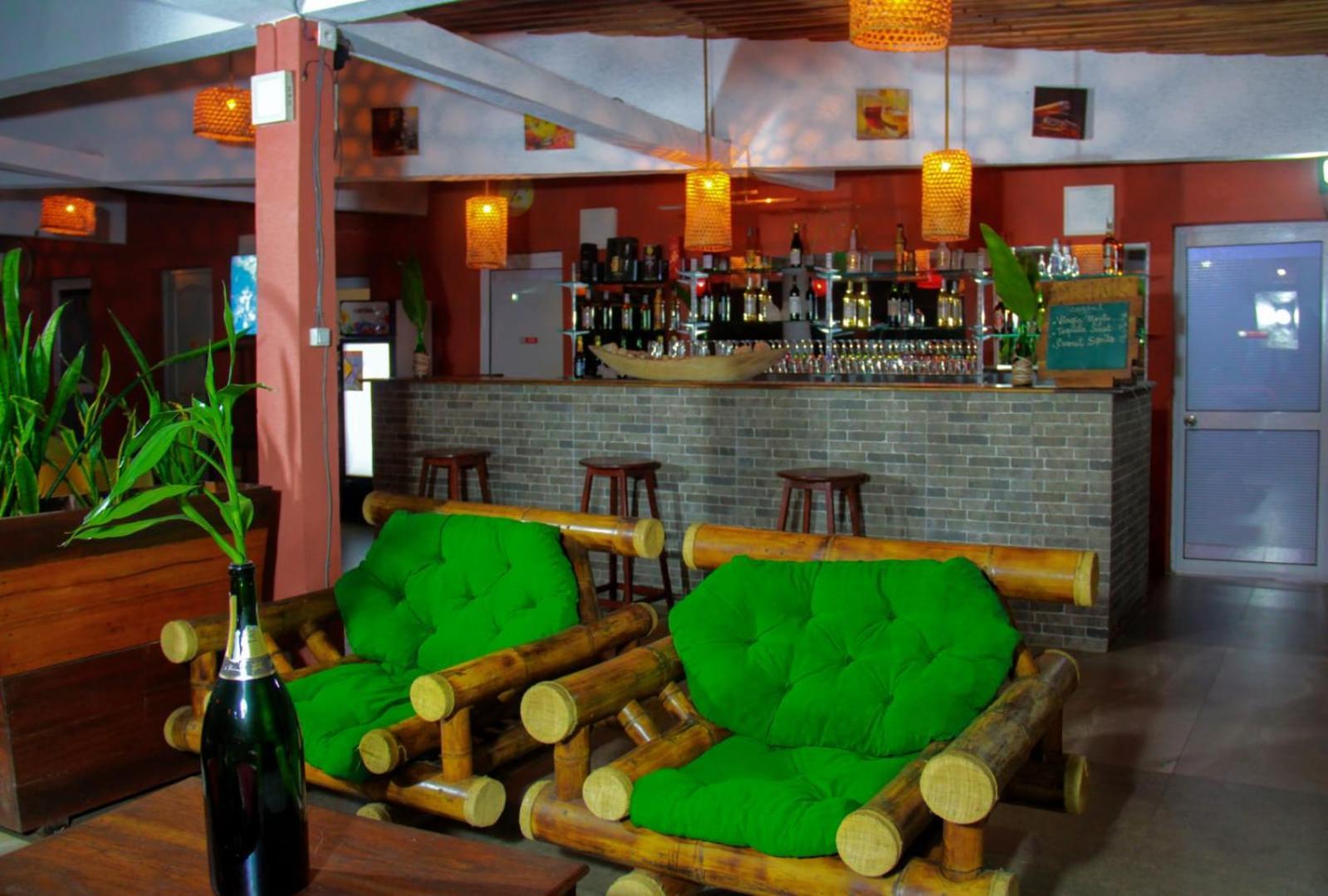 The Sanctuary Lodge Foulpointe Экстерьер фото