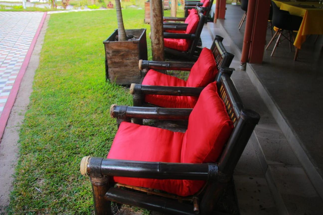 The Sanctuary Lodge Foulpointe Экстерьер фото