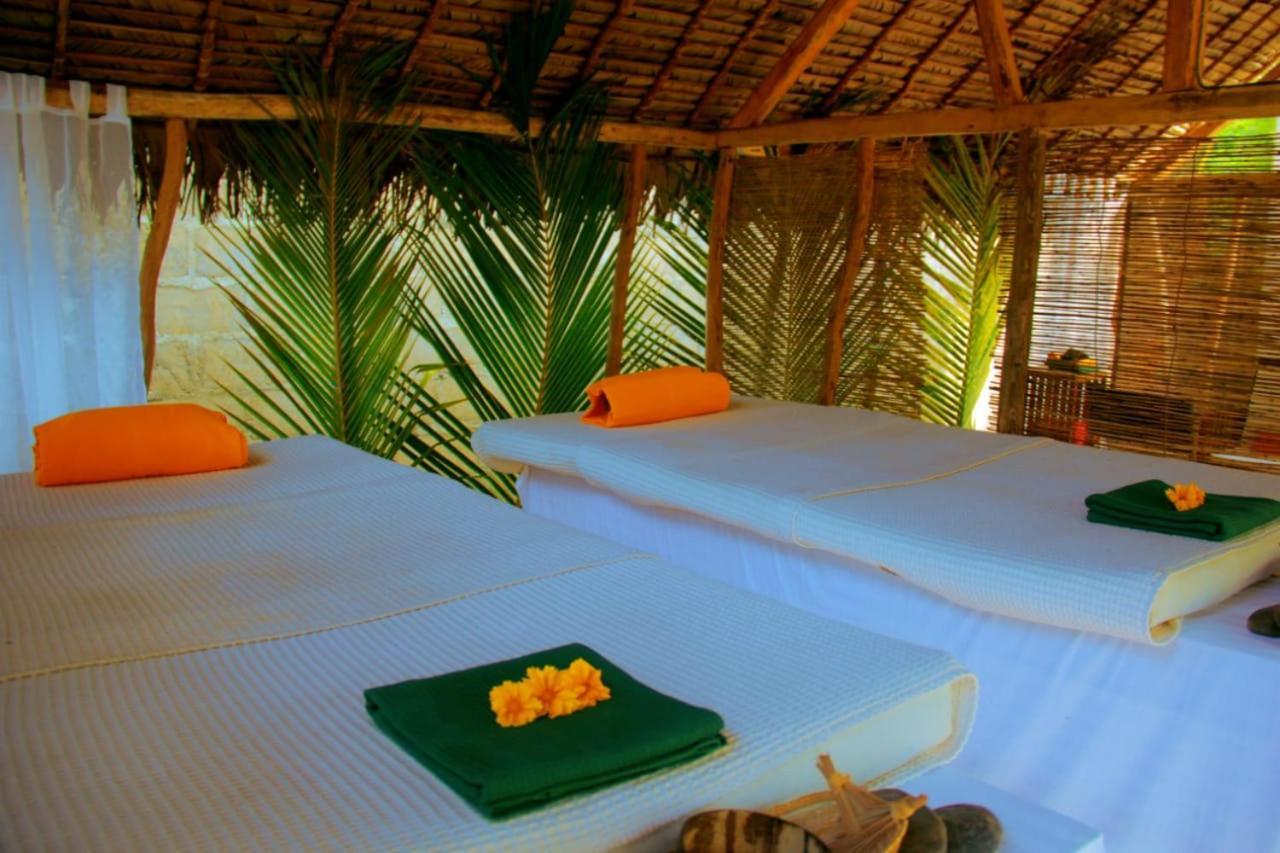 The Sanctuary Lodge Foulpointe Экстерьер фото
